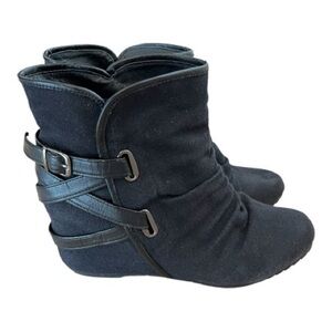 Chelsee girl Black plateform Ankle Boots with Buckle Detail size 8